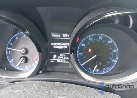 2015 Toyota Corolla S Plus z USA, uszkodzony, nr VIN 2T1BURHE8FC270013